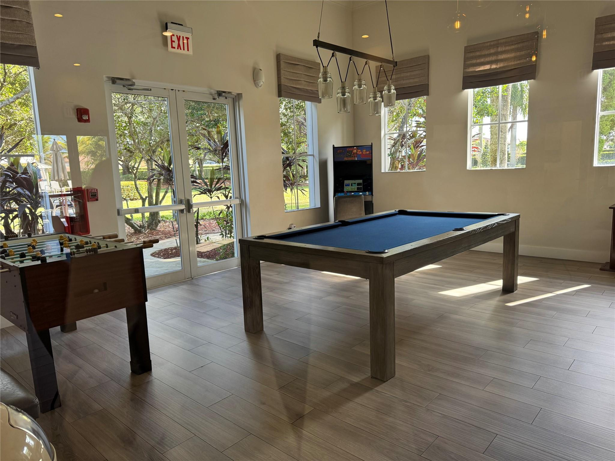 ISLES AT WESTON - Residential