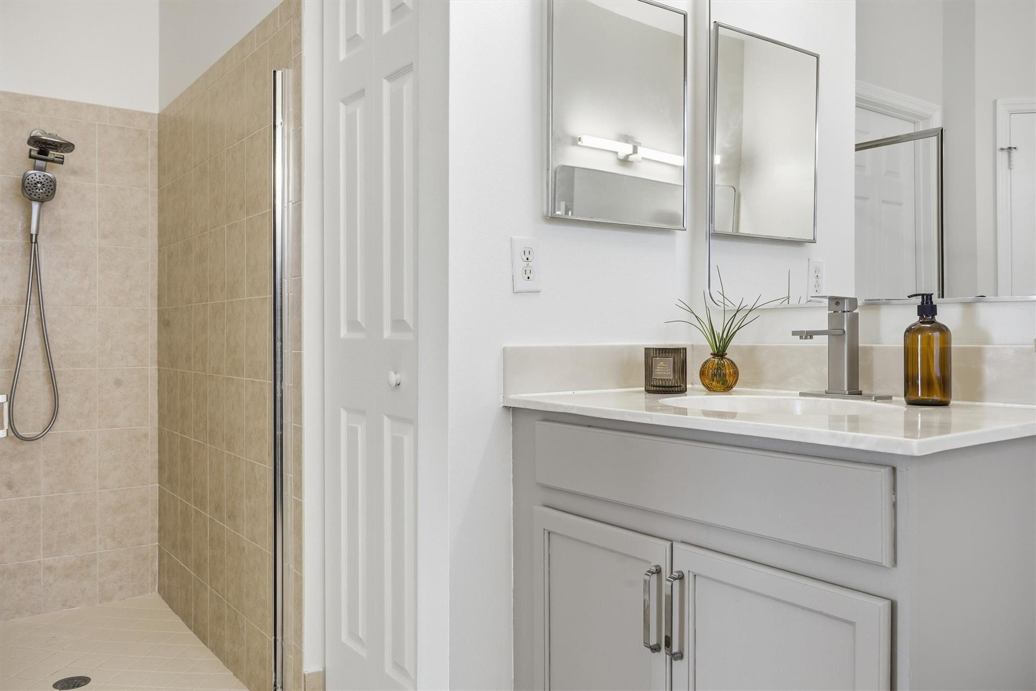 ISLES AT WESTON - Residential