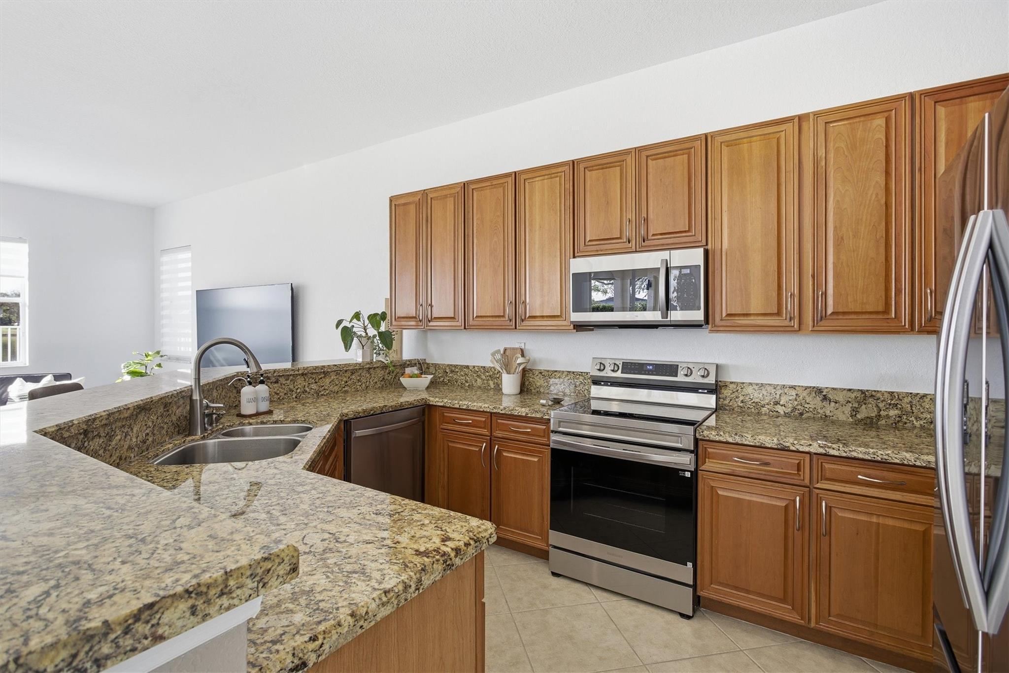 ISLES AT WESTON - Residential