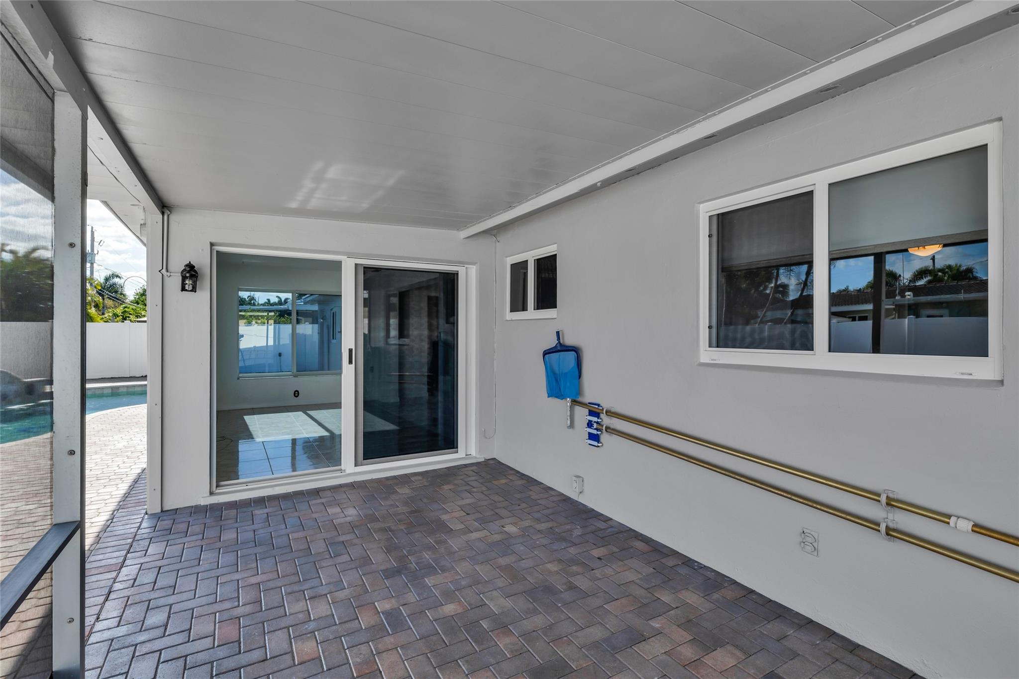 Eastway Park 49-5 B - Residential Lease