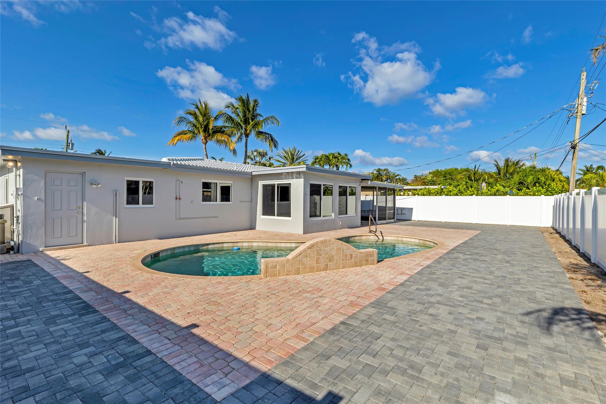 Eastway Park 49-5 B - Residential Lease