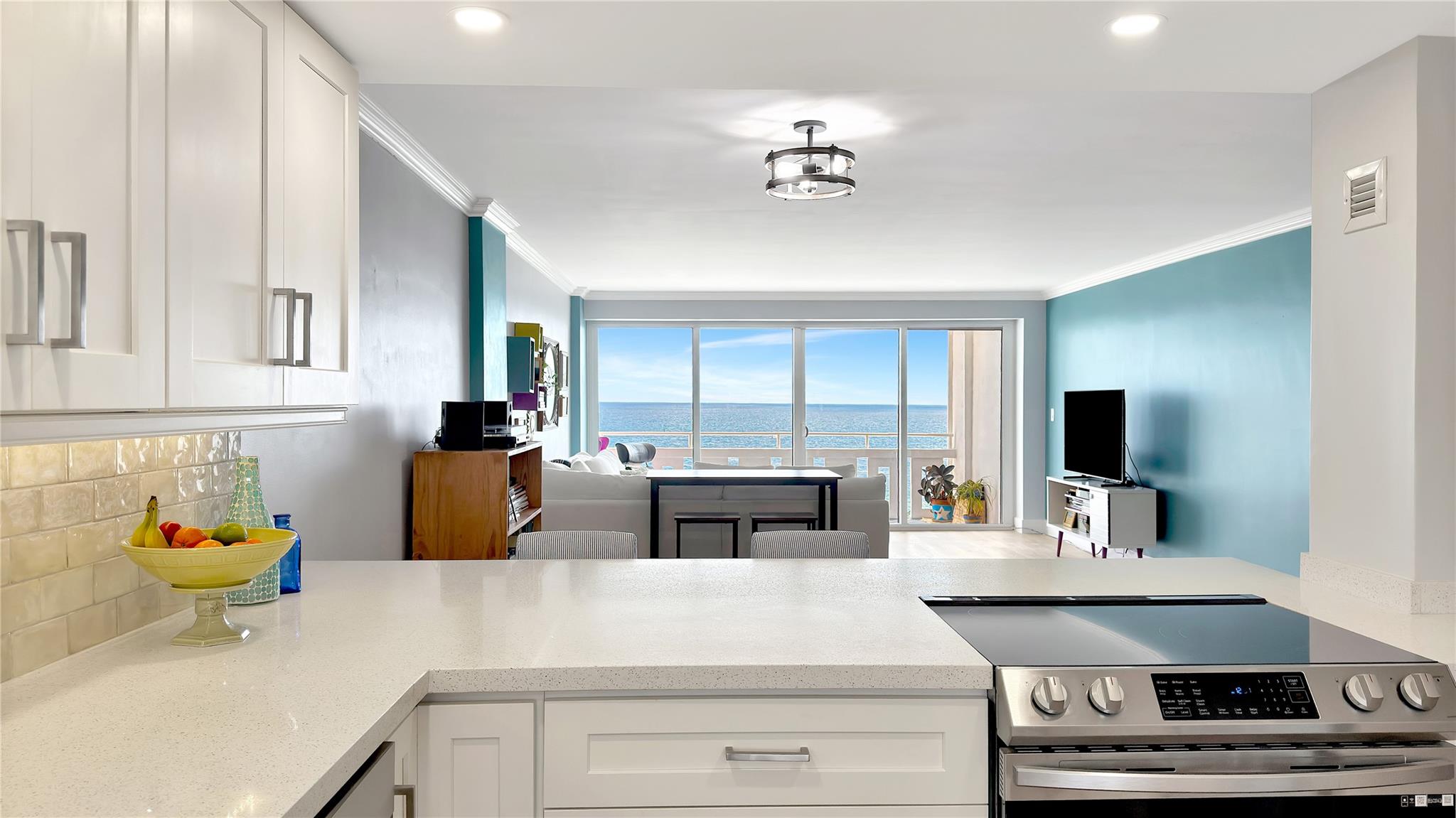 2000 S Ocean Dr 904