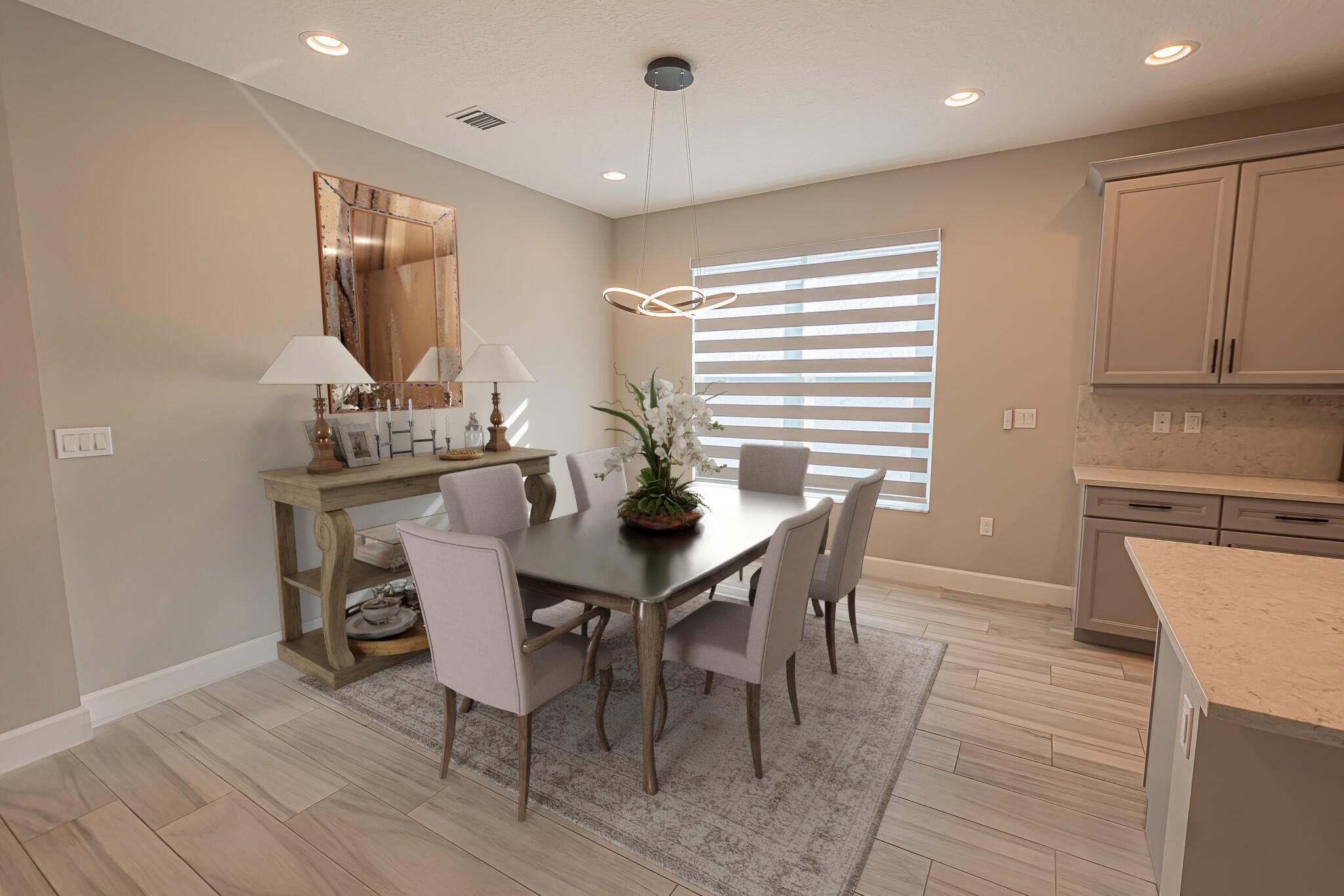 VALENCIA GROVE, RIVERLAND - Residential