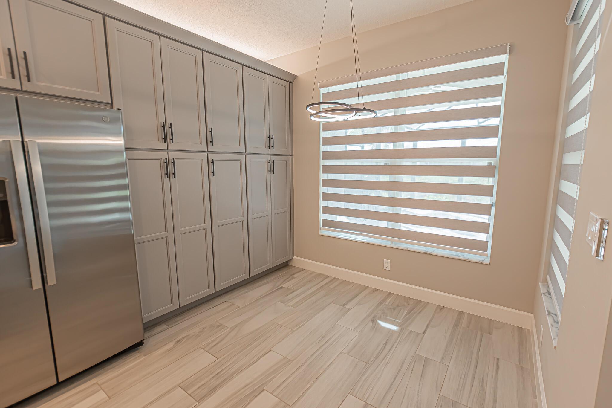VALENCIA GROVE, RIVERLAND - Residential