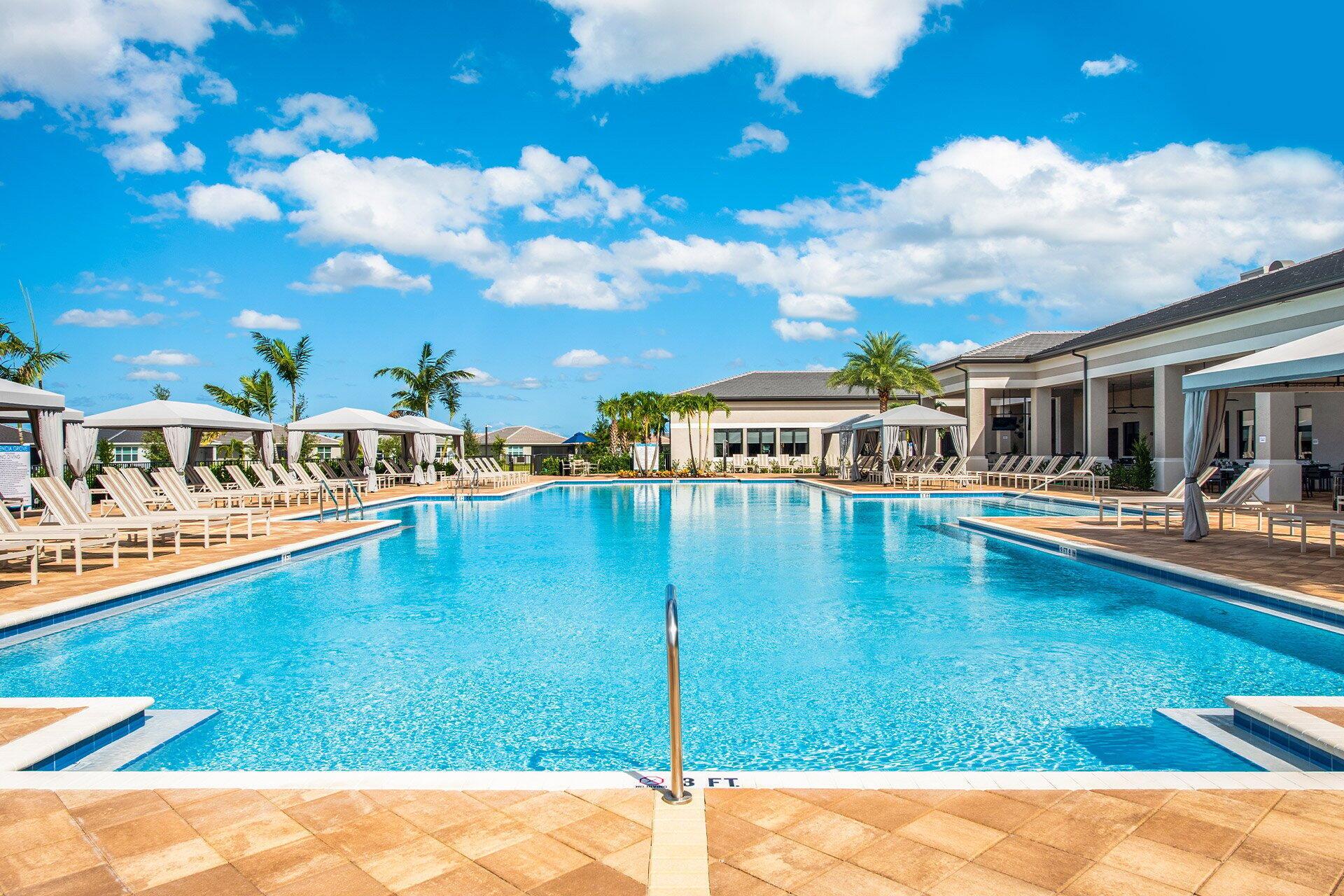 VALENCIA GROVE, RIVERLAND - Residential