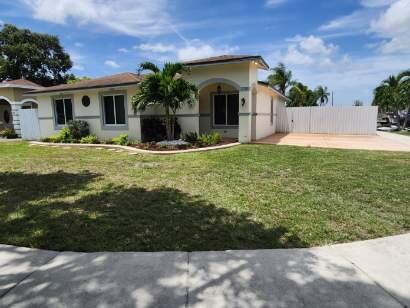 GOLDEN GARDENS SEC 6 - Residential Lease