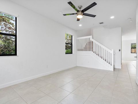 Townhouse in Pembroke Pines FL 203 159th Ter Ter 5.jpg