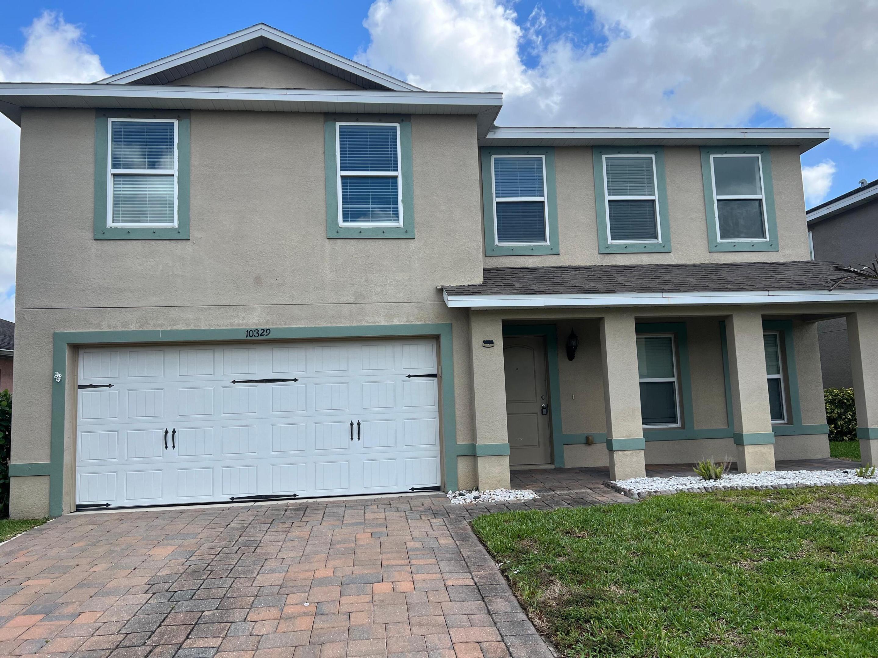 Caloosa Lakes ph 1 - Residential Lease