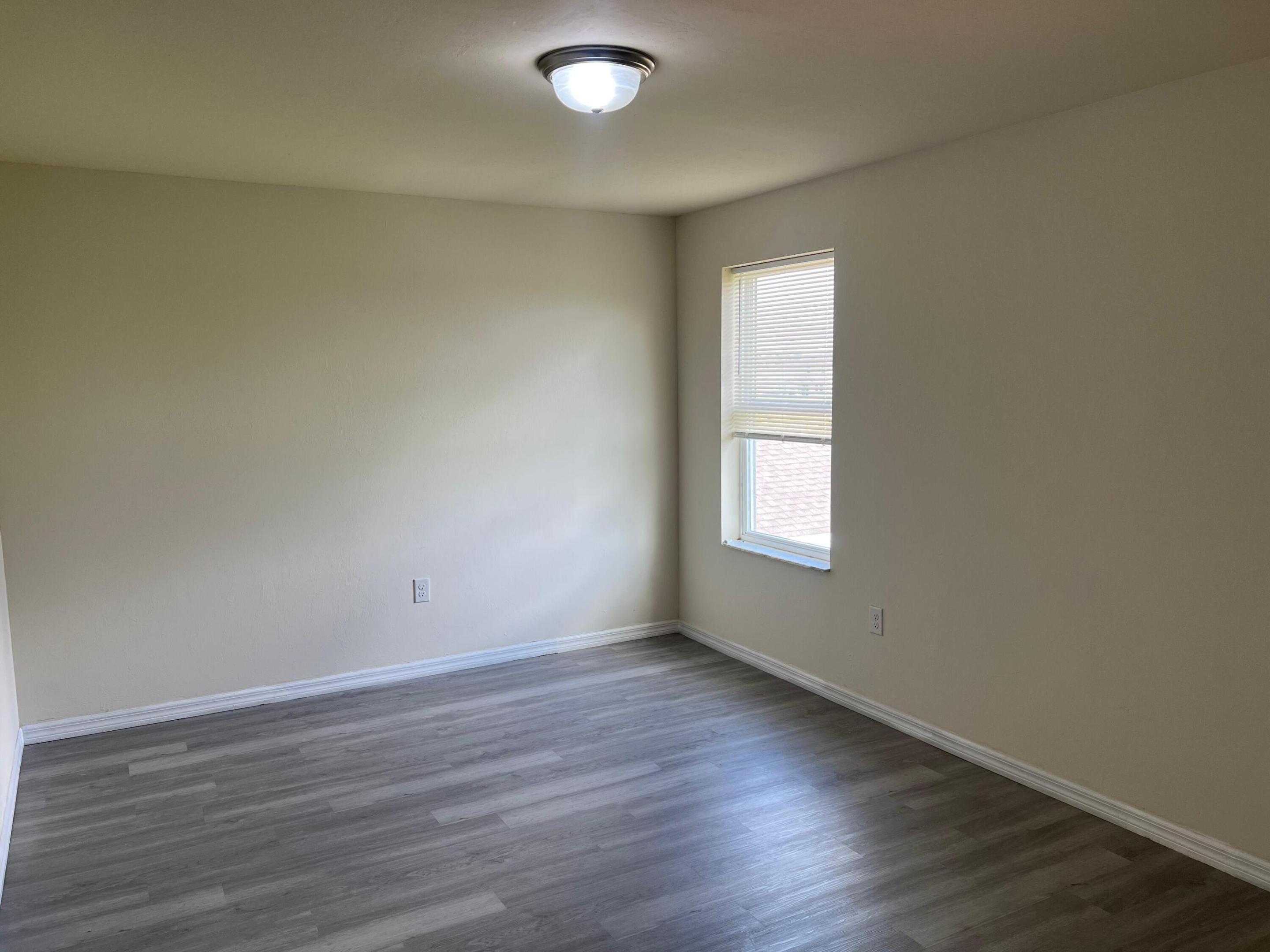 Caloosa Lakes ph 1 - Residential Lease