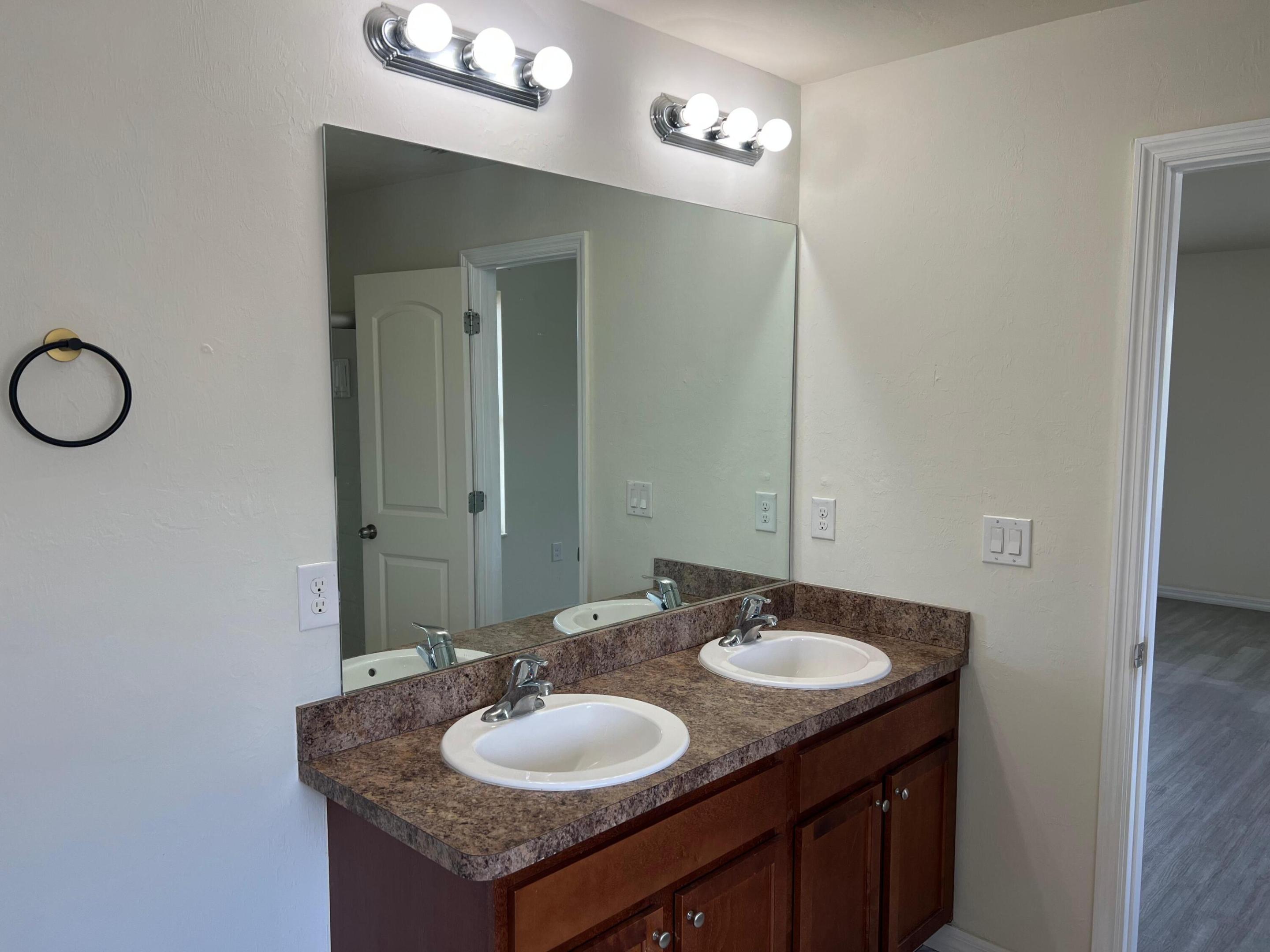 Caloosa Lakes ph 1 - Residential Lease