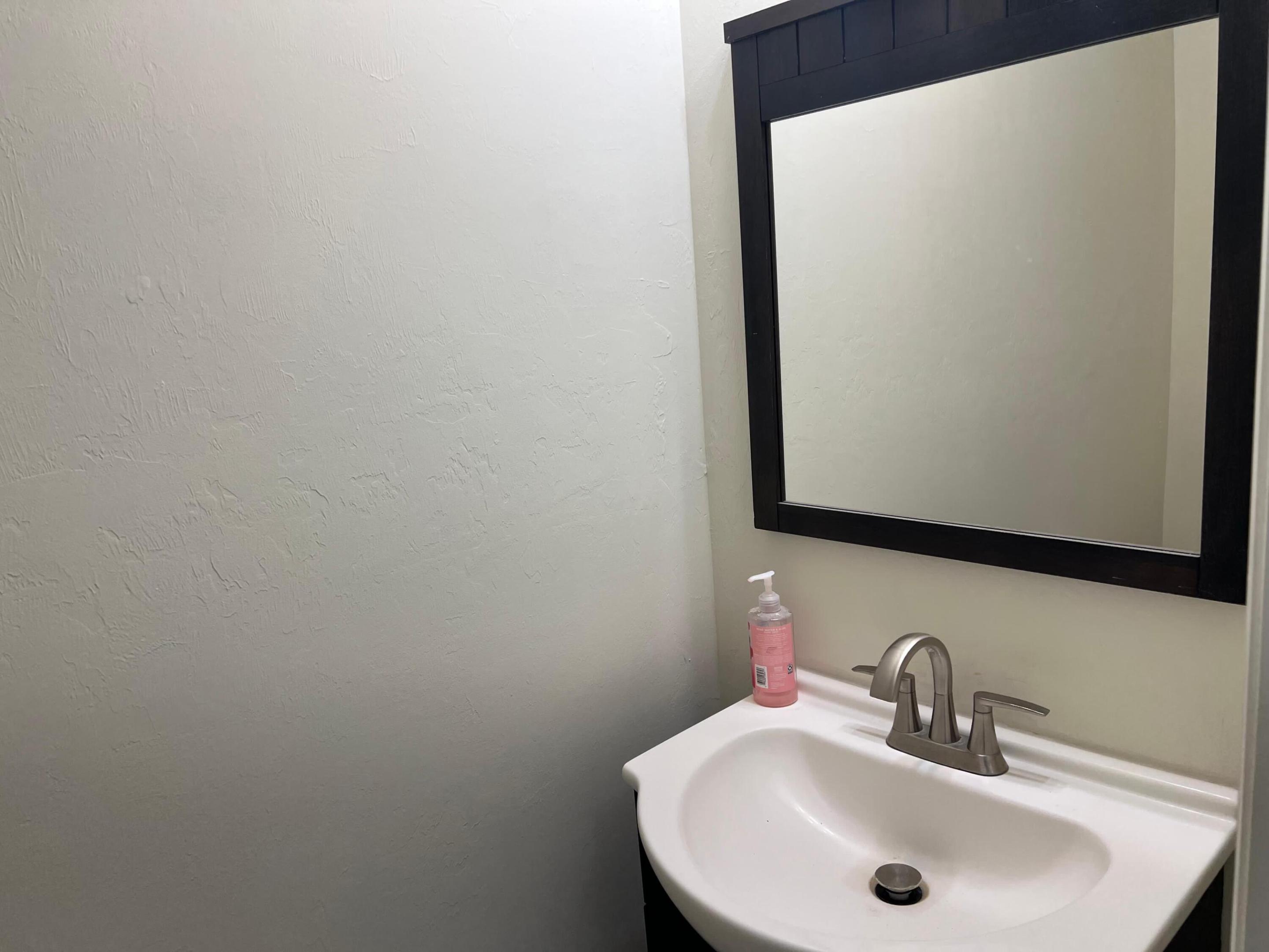Caloosa Lakes ph 1 - Residential Lease