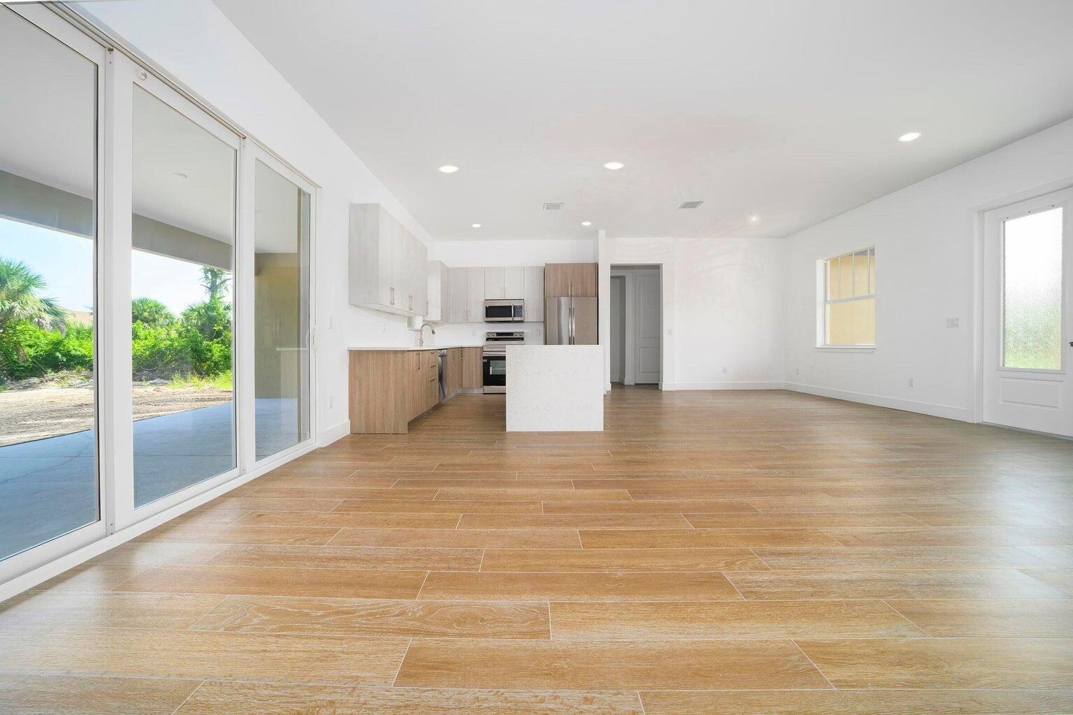 PCH 082 4444 0020 - Residential Lease