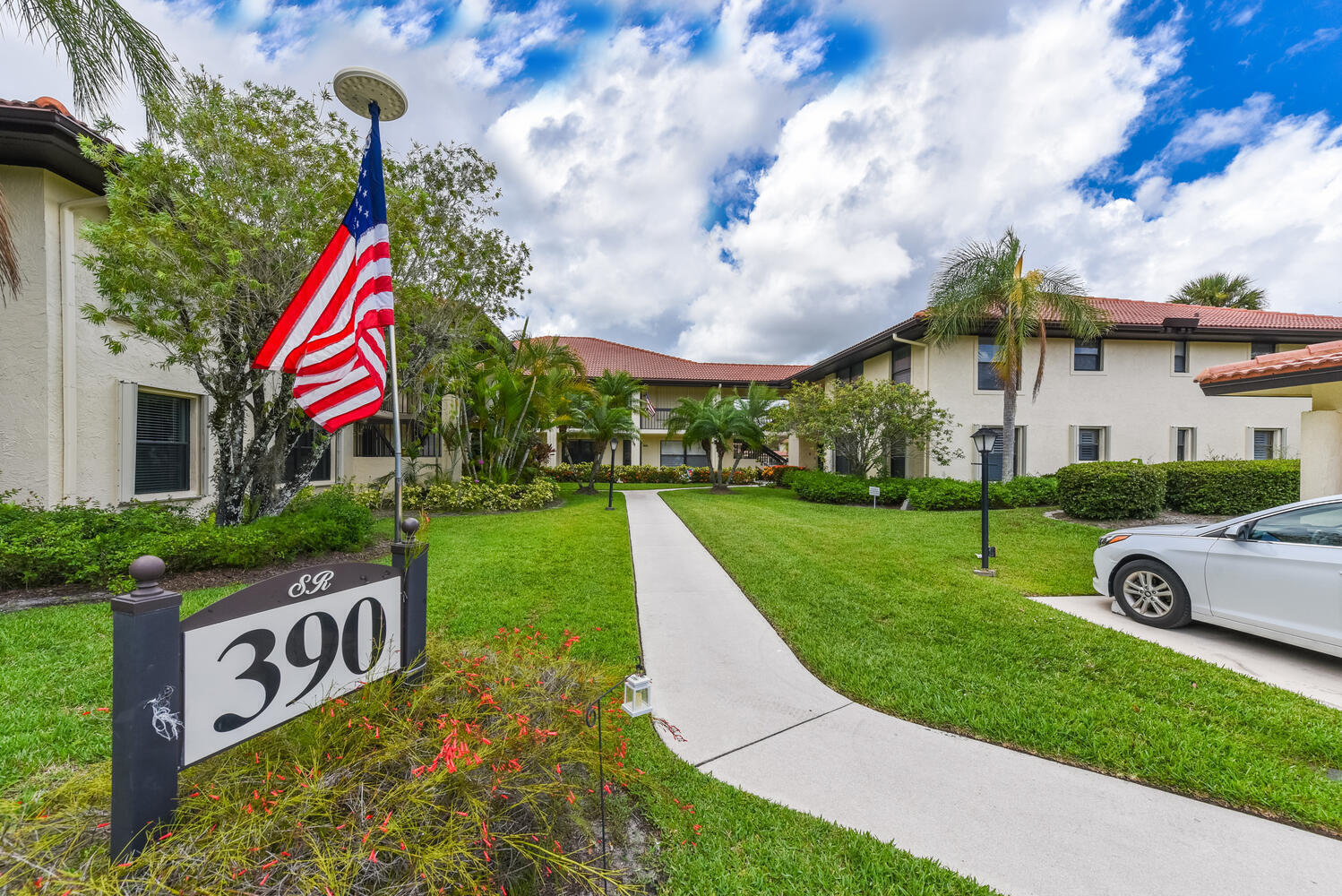 390 SW South River Drive 202