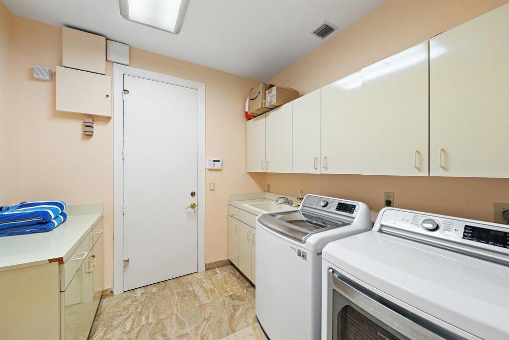 FRENCHMANS CREEK PAR B - Residential