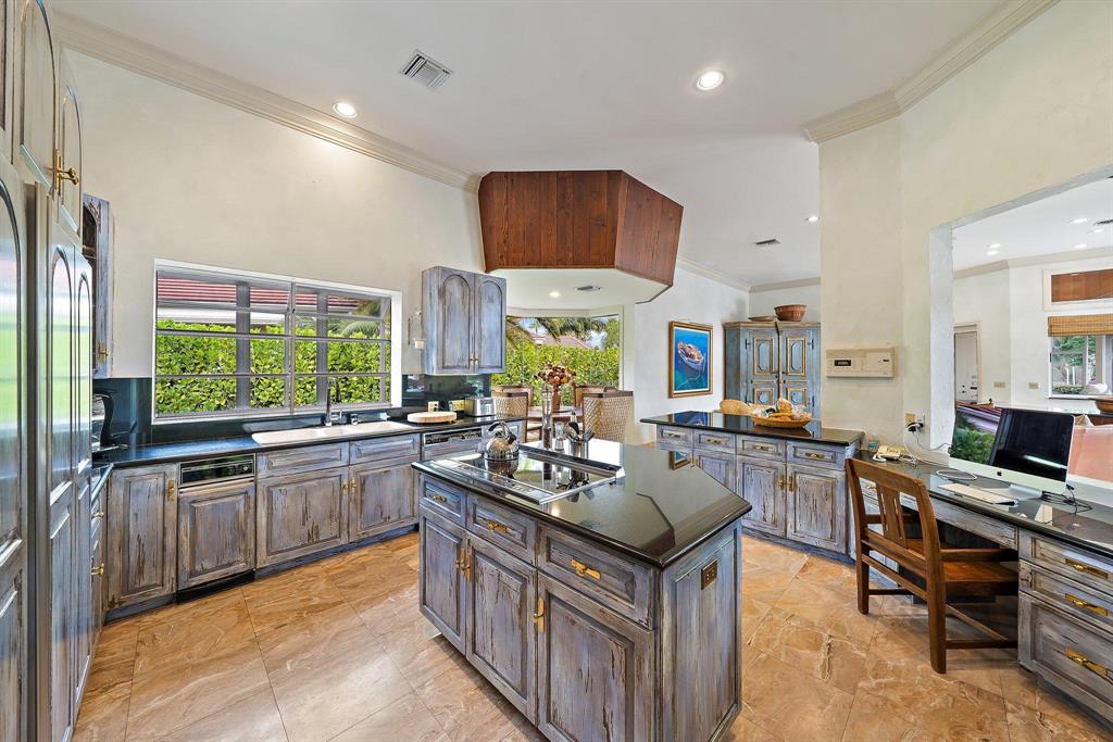 FRENCHMANS CREEK PAR B - Residential