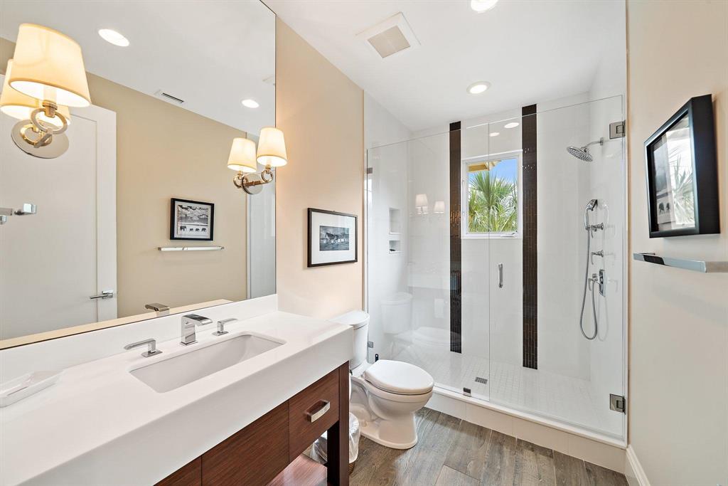 FRENCHMANS CREEK PAR B - Residential