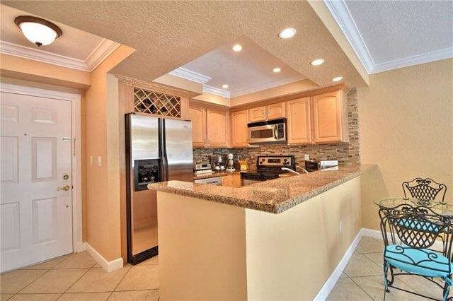 PINE CREST VILLAGE II - Residential Lease