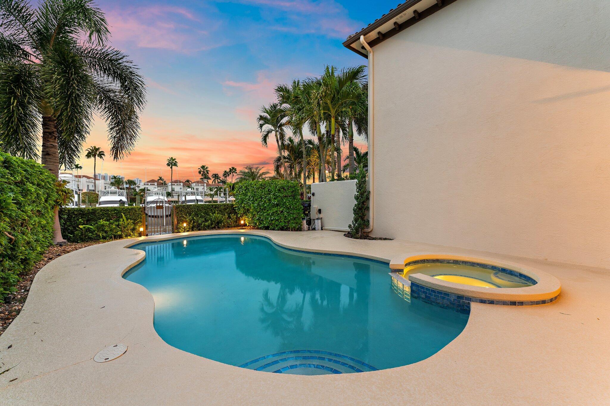 1412 HARBOUR POINT Drive