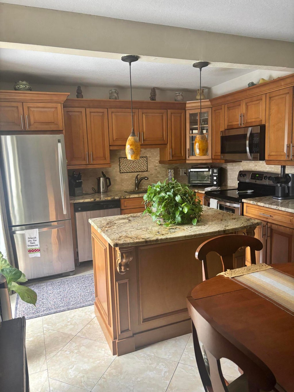 Photo of 113 W LAKE ARBOR Drive, Palm Springs, FL 33461 (MLS # B26072262)