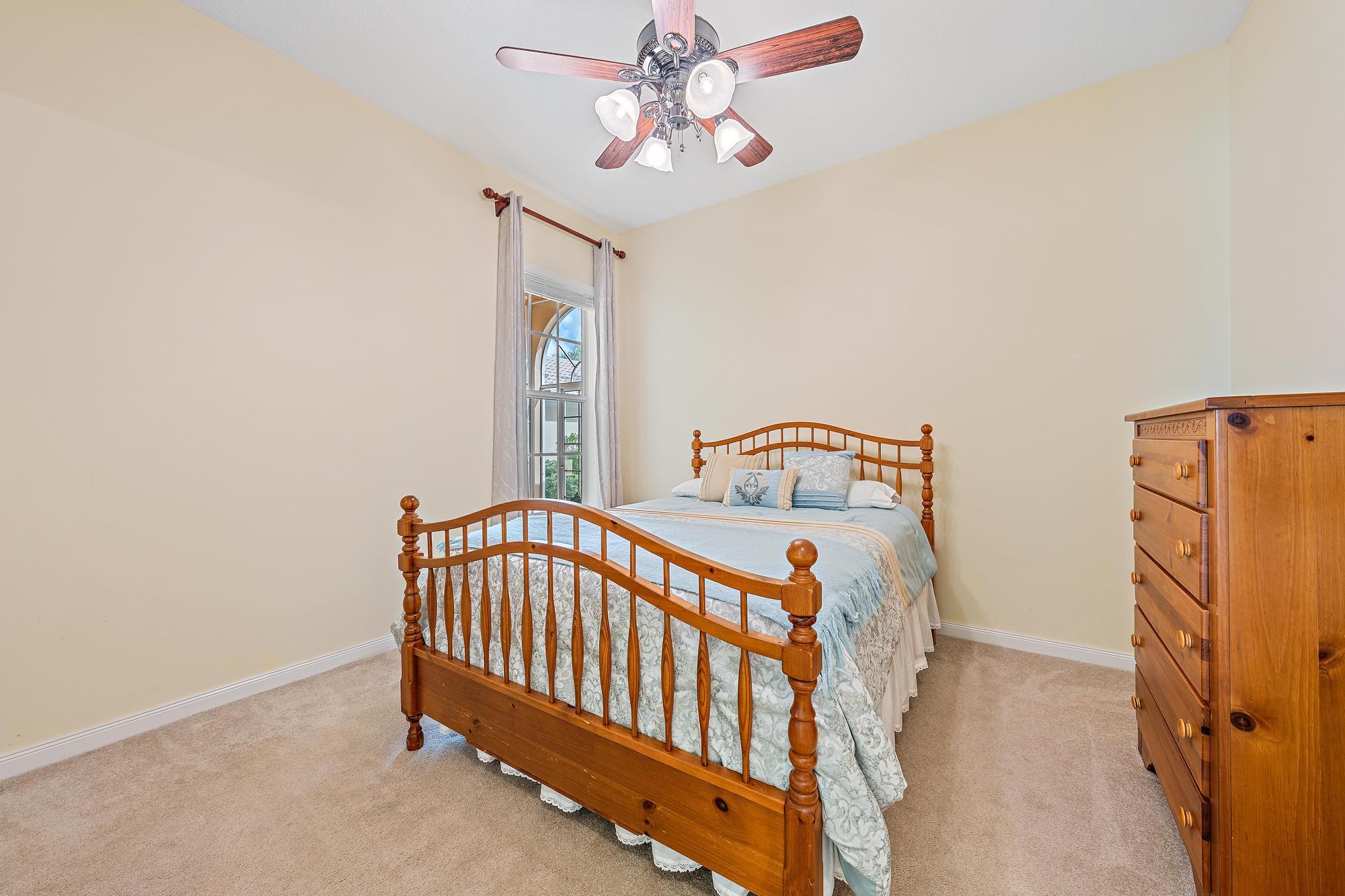 CARLETON OAKS - Residential