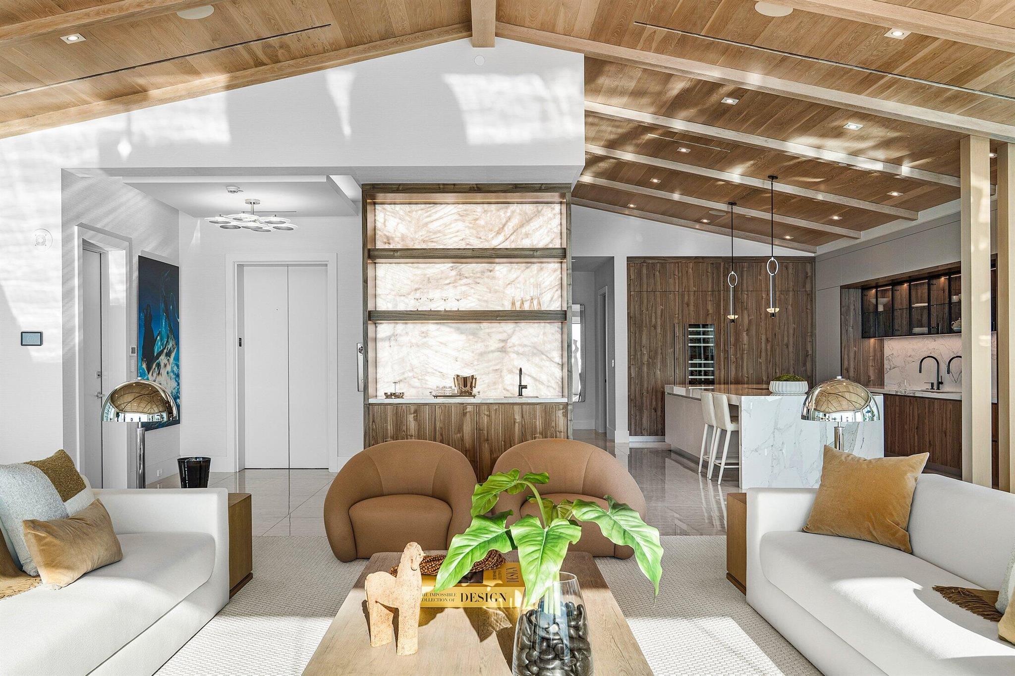 LE SANCTUAIRE CONDO - Residential