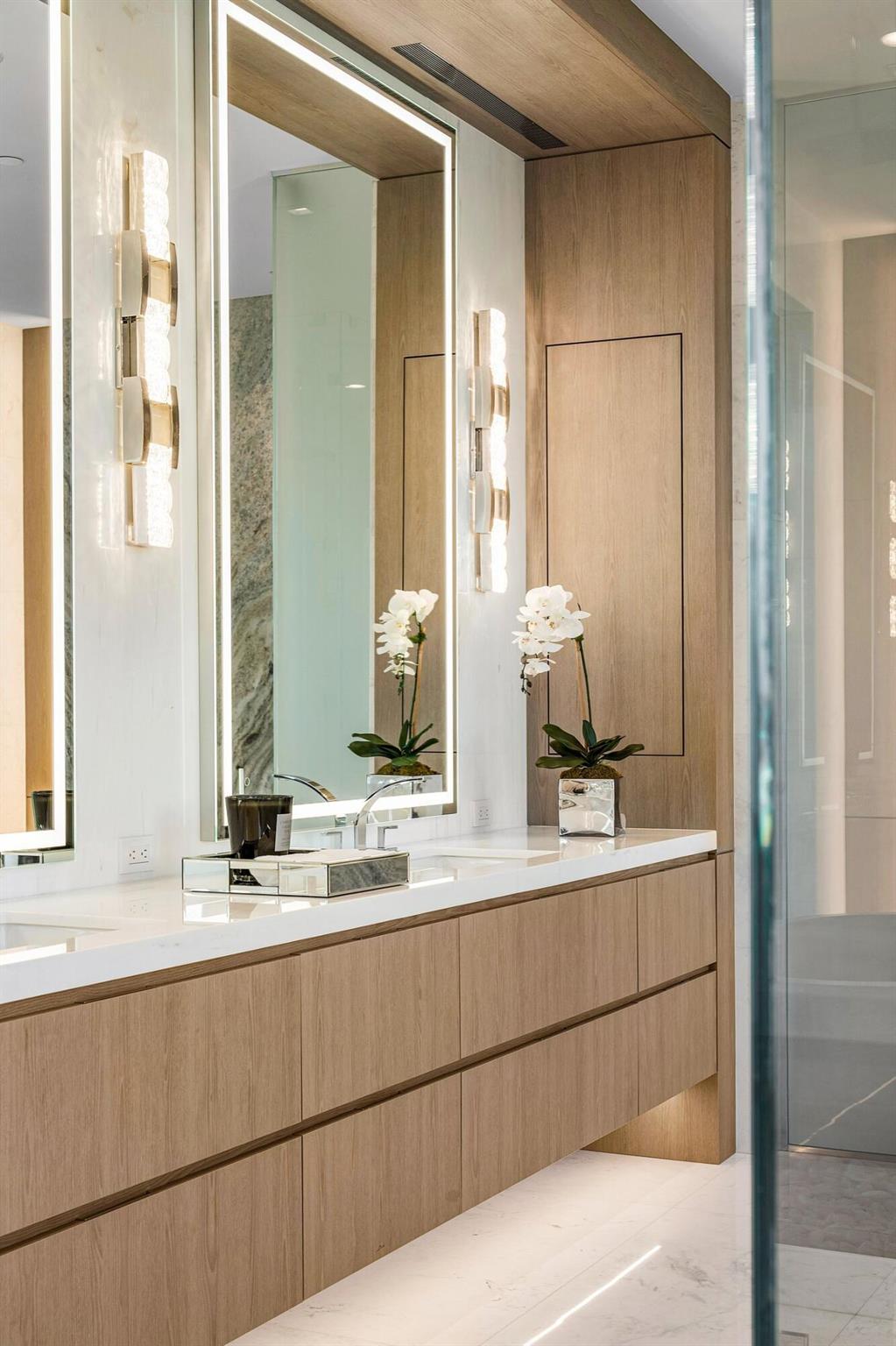 LE SANCTUAIRE CONDO - Residential