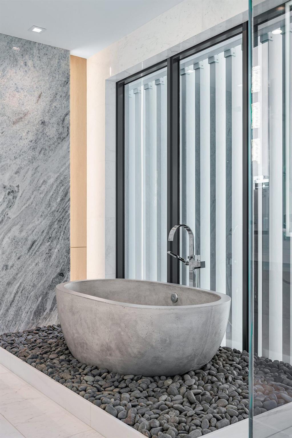 LE SANCTUAIRE CONDO - Residential