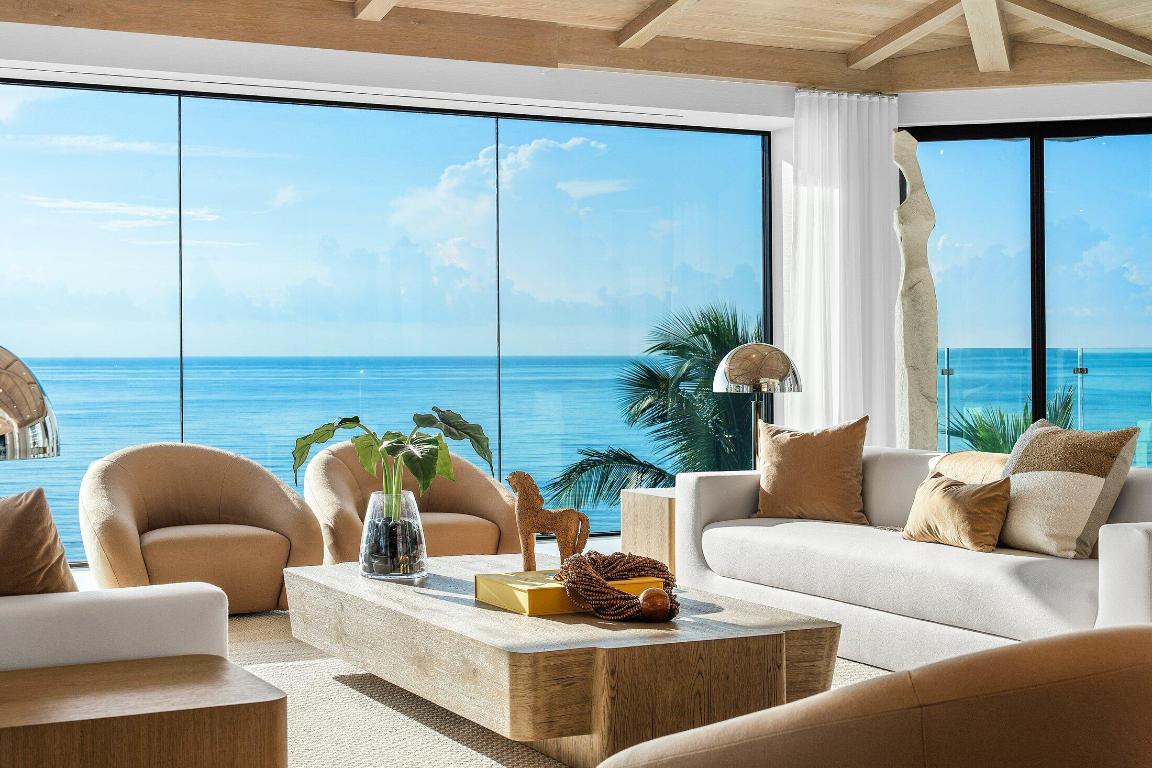 LE SANCTUAIRE CONDO - Residential