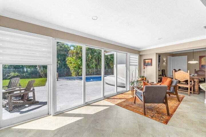 LAKE FLORESTA PARK - Residential Lease