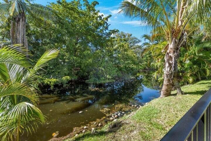 LAKE FLORESTA PARK - Residential Lease