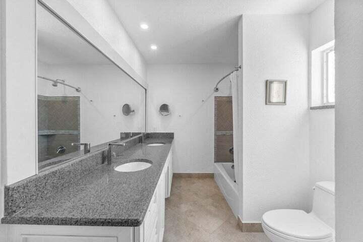 LAKE FLORESTA PARK - Residential Lease