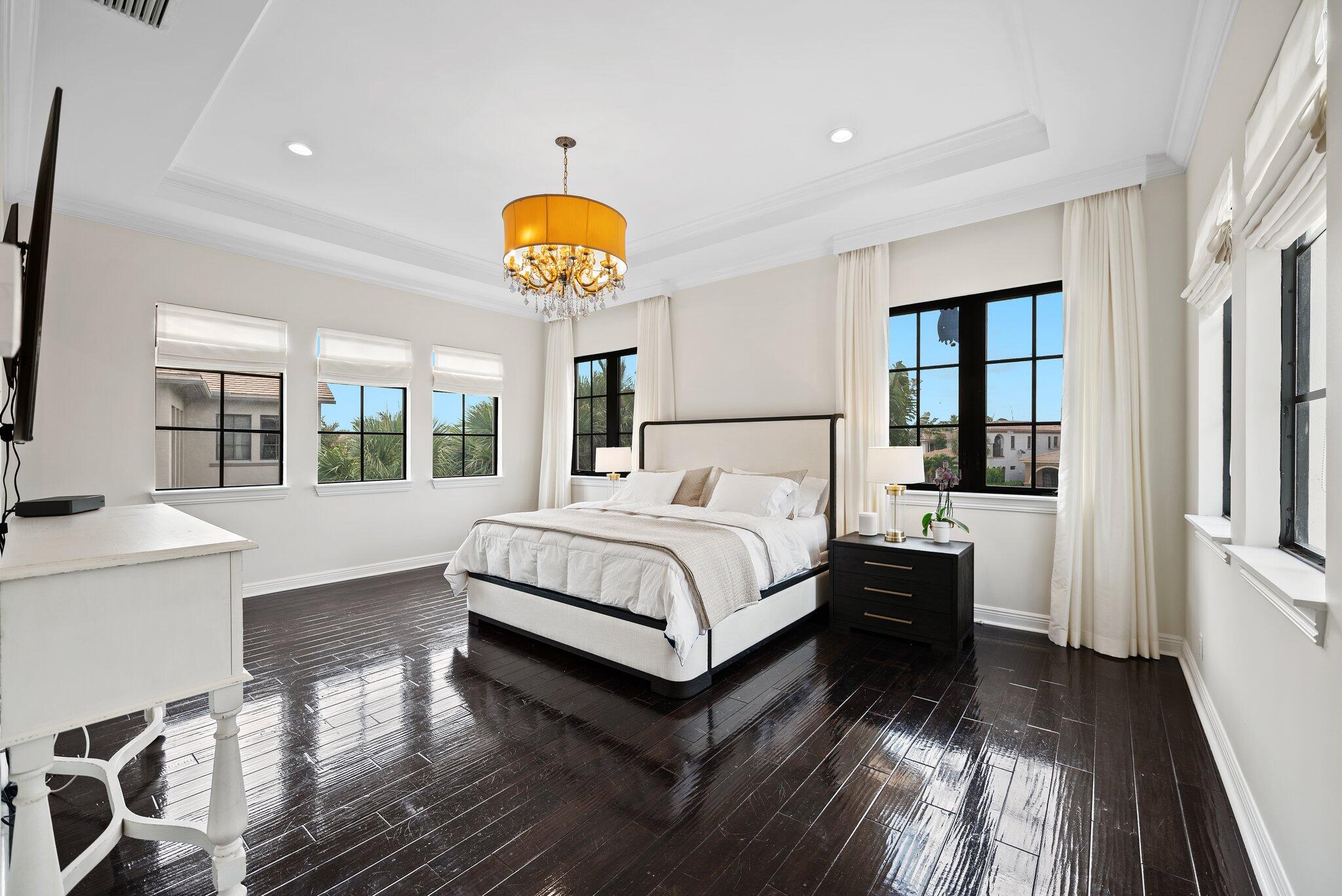 PARKLAND GOLF AND COUNTRY CLUB - Residential