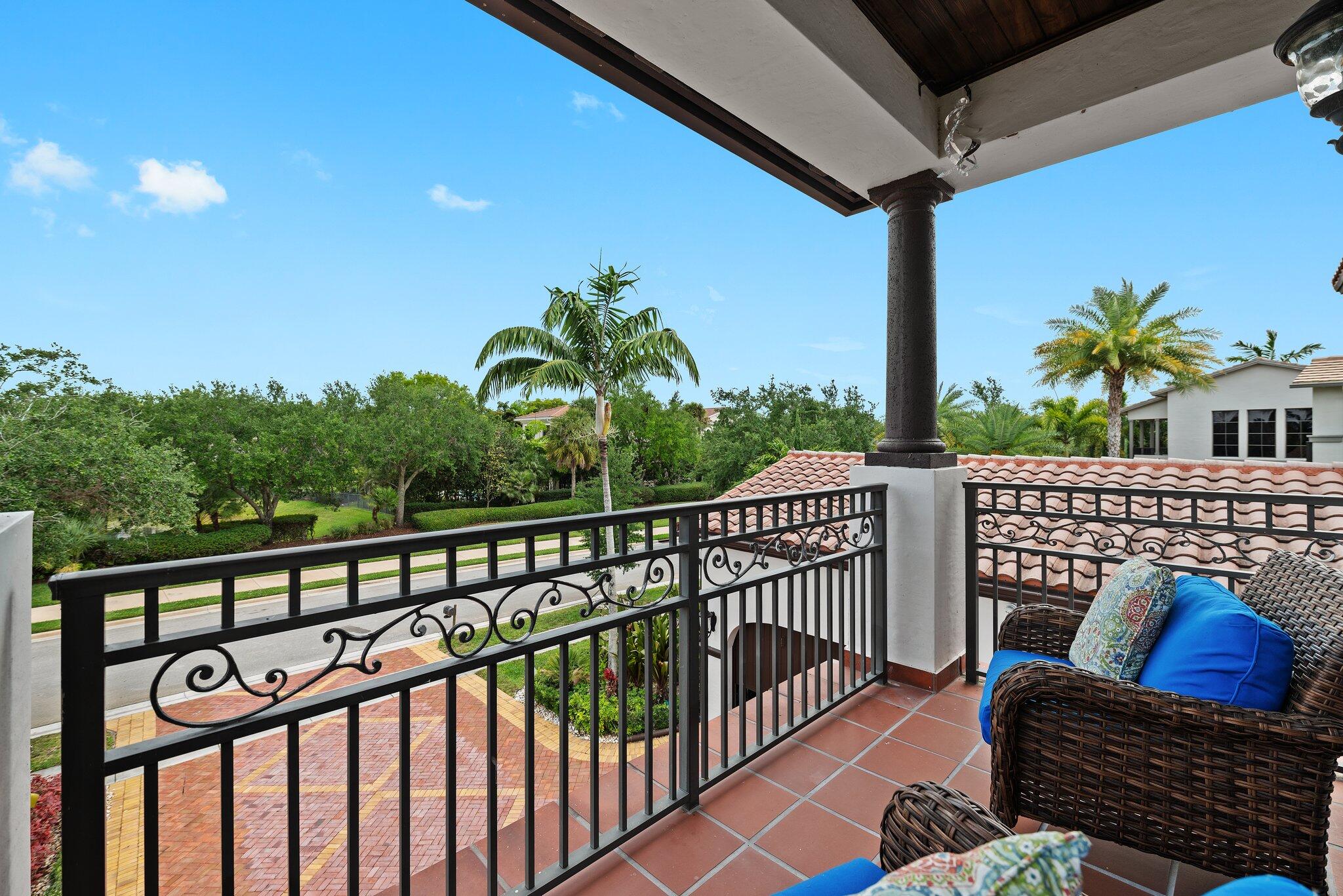 PARKLAND GOLF AND COUNTRY CLUB - Residential