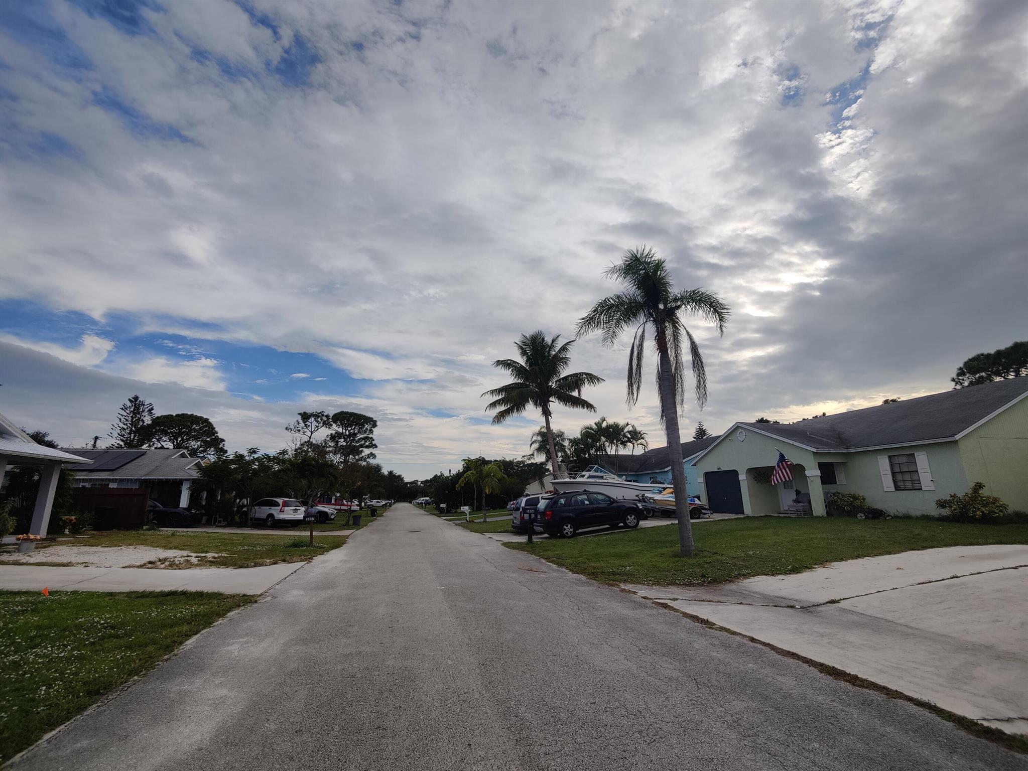 DIXIE PARK ADDITION NO. 2 - Residential Lease