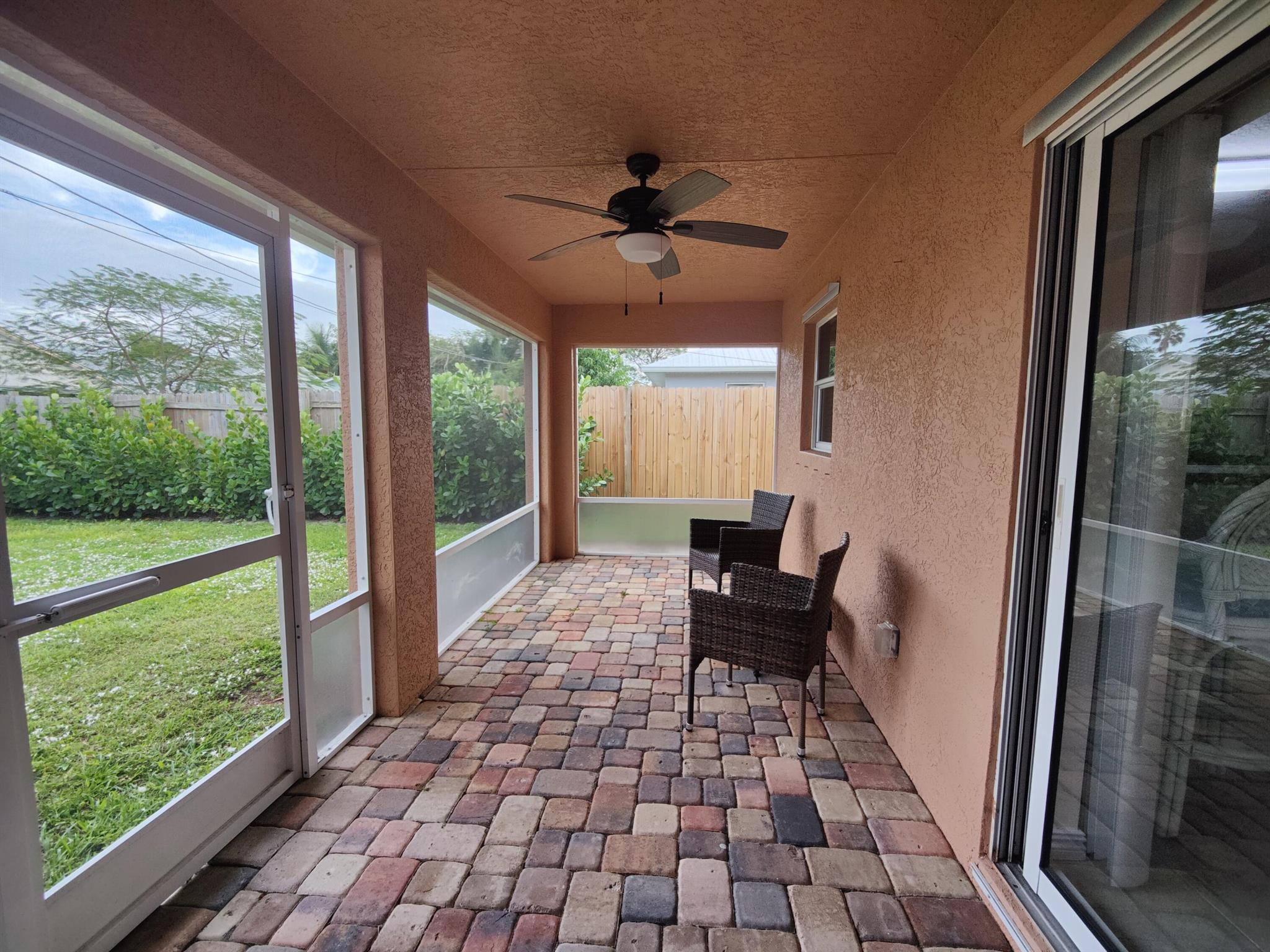 DIXIE PARK ADDITION NO. 2 - Residential Lease