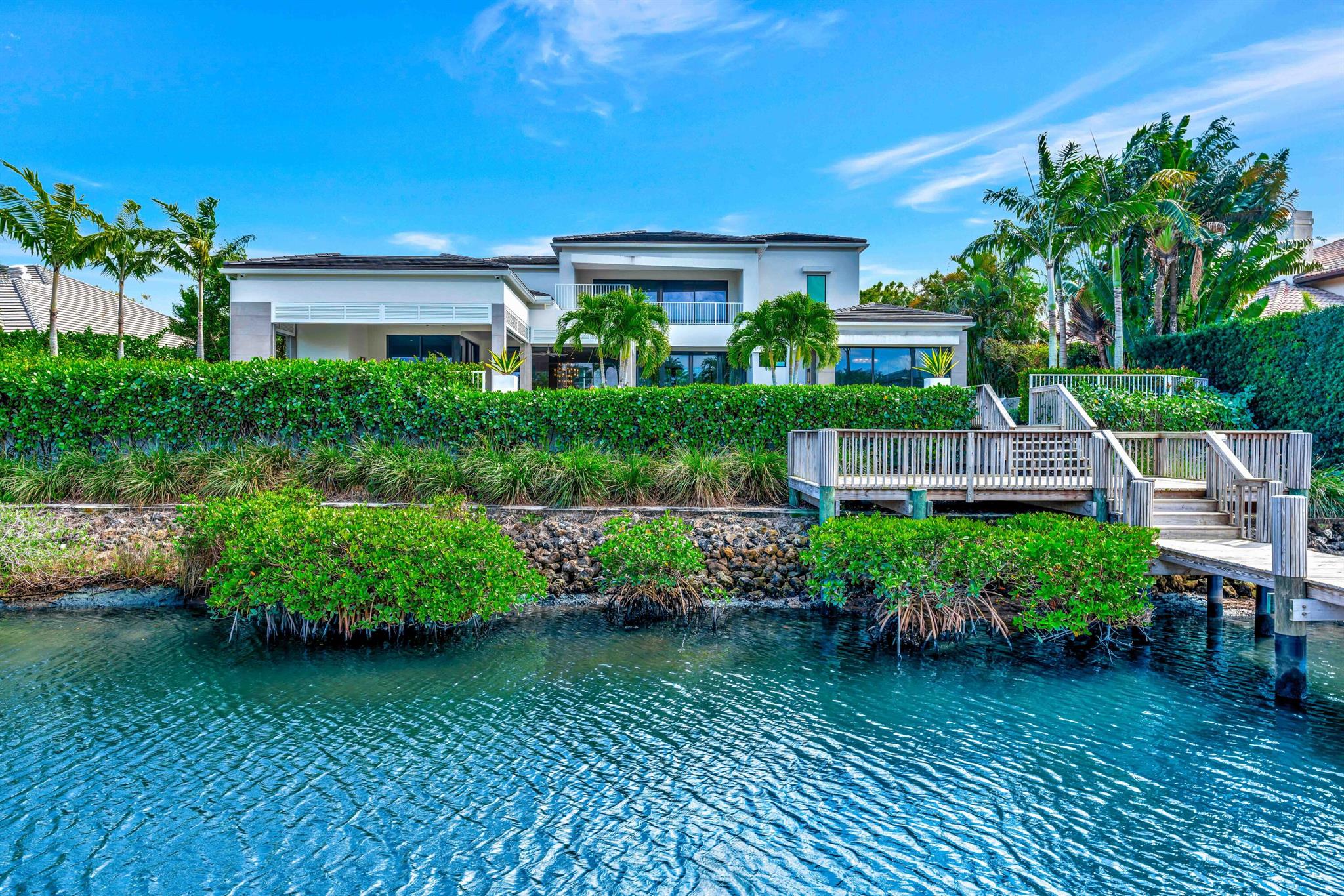 ADMIRALS COVE - Residential
