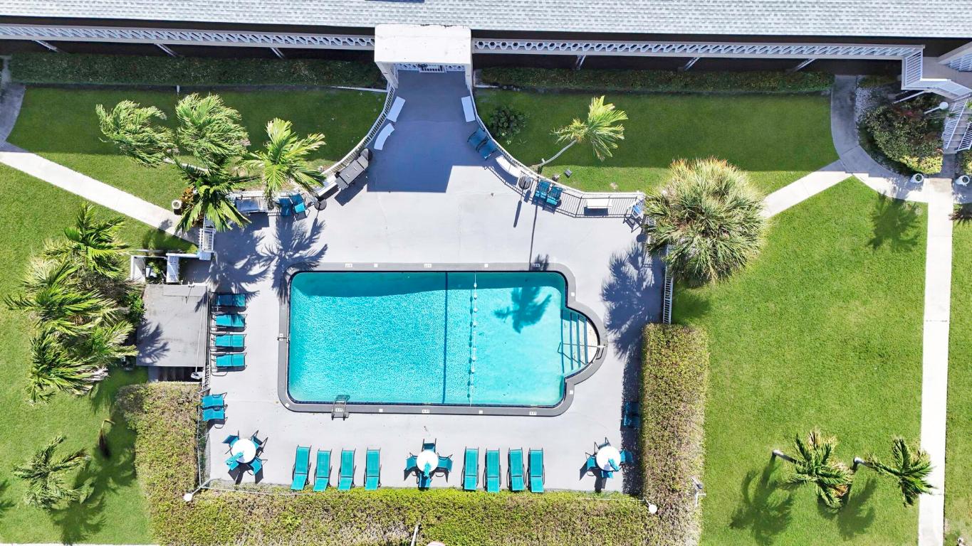 BERKELEY DIPLOMAT CO-OP - Residential