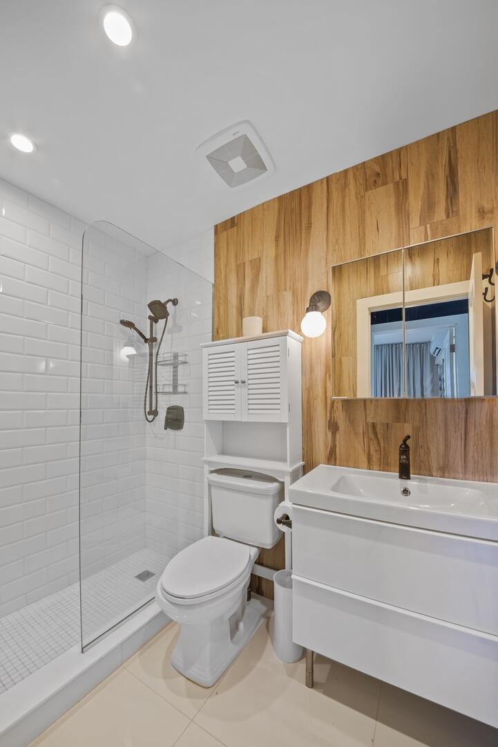 BERKELEY DIPLOMAT CO-OP - Residential