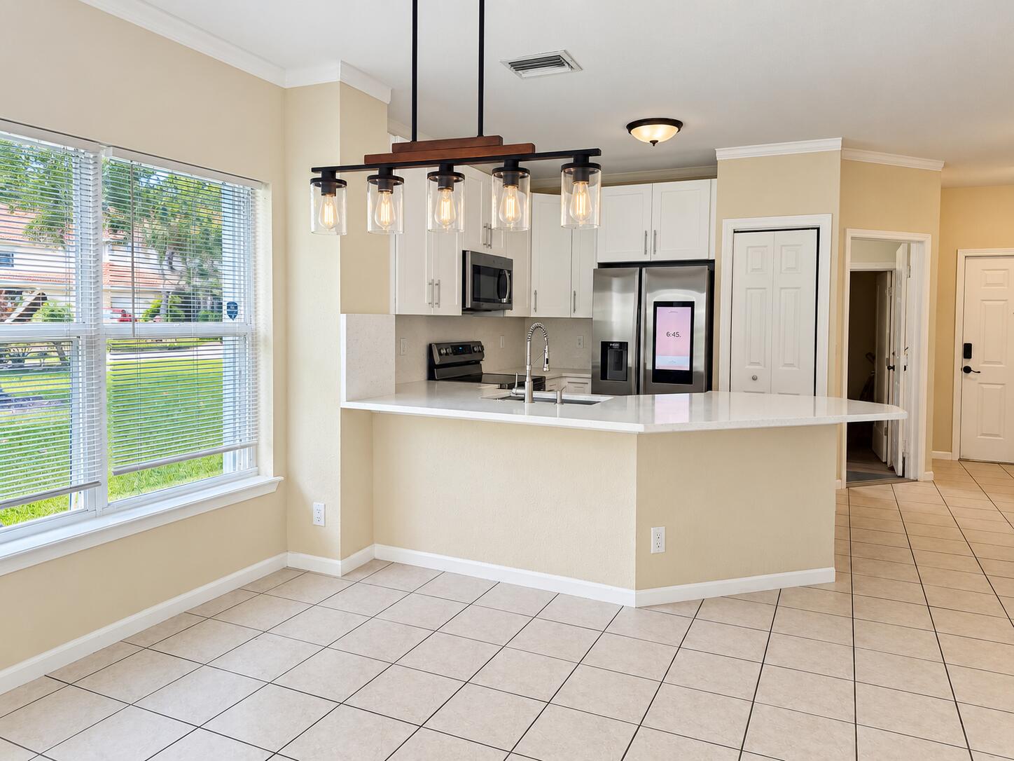 Properties 6958 OAK BRIDGE