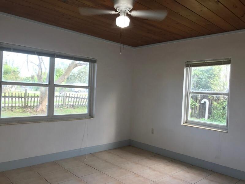 BON AIRE ACRES - Residential Lease