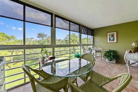 A home in Deerfield Beach