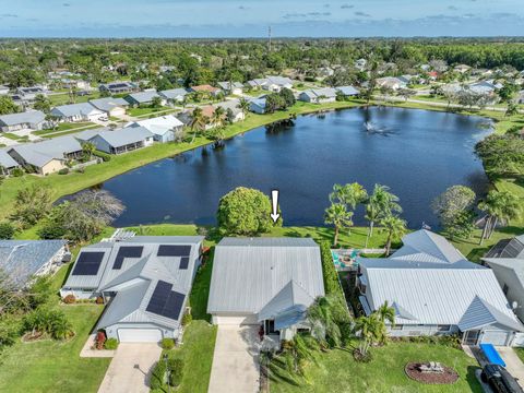 Photo of 6711 SE Silverbell Avenue, Stuart, FL 34997 (MLS # R10951678)