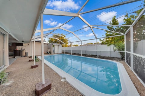 Tiny photo for 6736 PANSY Drive, Miramar, FL 33023 (MLS # B26090668)