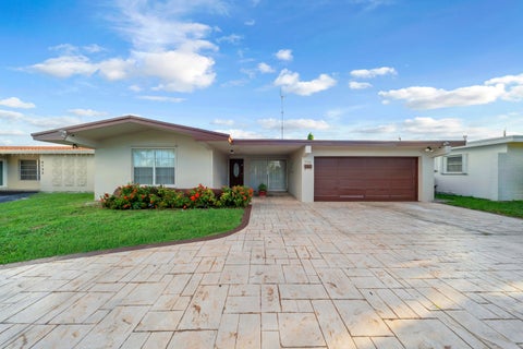 Tiny photo for 6736 PANSY Drive, Miramar, FL 33023 (MLS # B26090668)