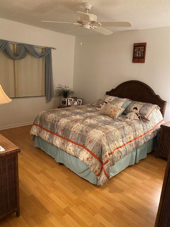 THE GROVE CONDOMINIUM SECTION 1 - Residential