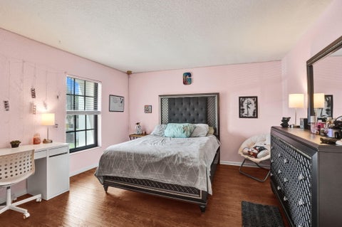 Tiny photo for 178 NW 115th Terrace, Plantation, FL 33325 (MLS # B26086182)