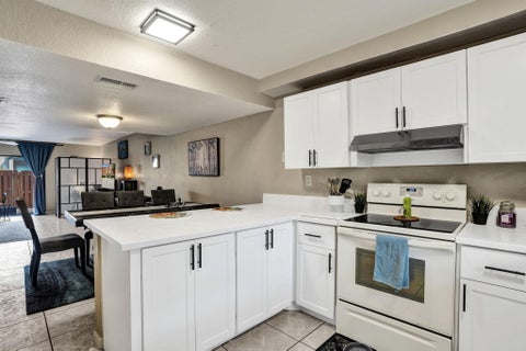 Tiny photo for 178 NW 115th Terrace, Plantation, FL 33325 (MLS # B26086182)