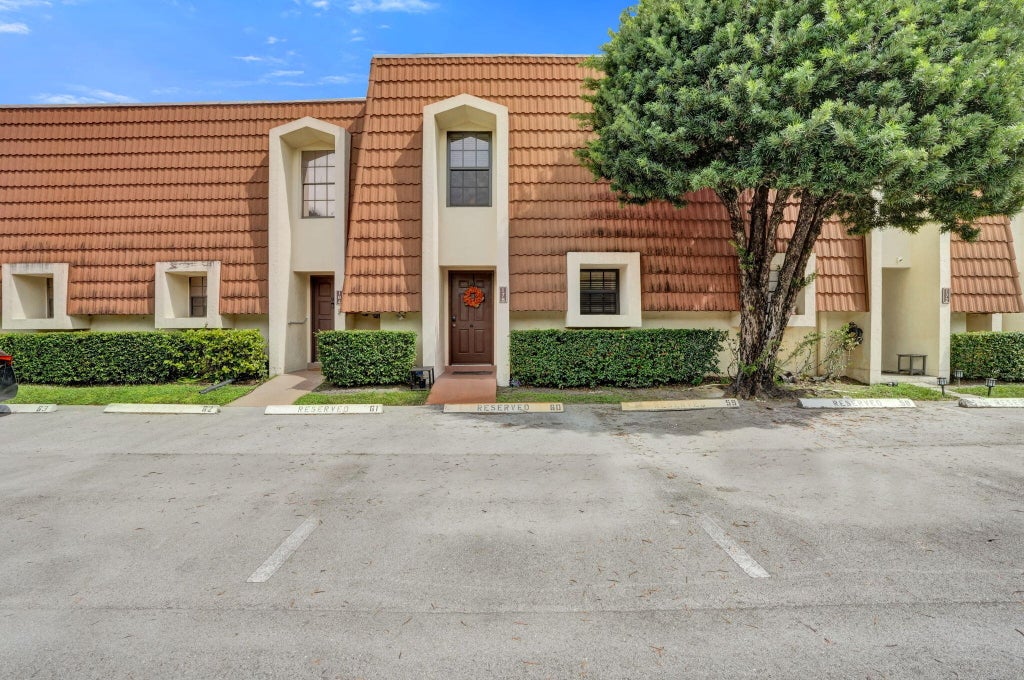 Photo of 178 NW 115th Terrace, Plantation, FL 33325 (MLS # B26086182)