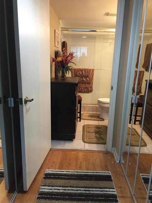 GRAND VIEW AT CRESTWOOD CONDO - Residential