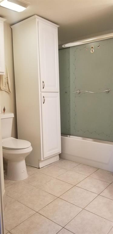 GRAND VIEW AT CRESTWOOD CONDO - Residential